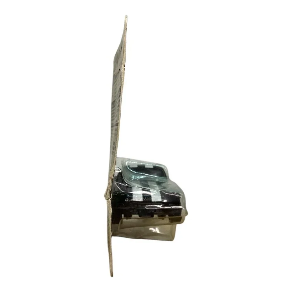 Matchbox Madness ‘62 Corvette Die-Cast 1998 Exclusive Taco Bell Collectible NIB